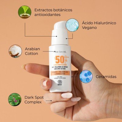 Protector solar facial SPF50 con color (tono golden)